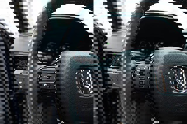 Used 2023 Honda CR-V Sport Touring image 16