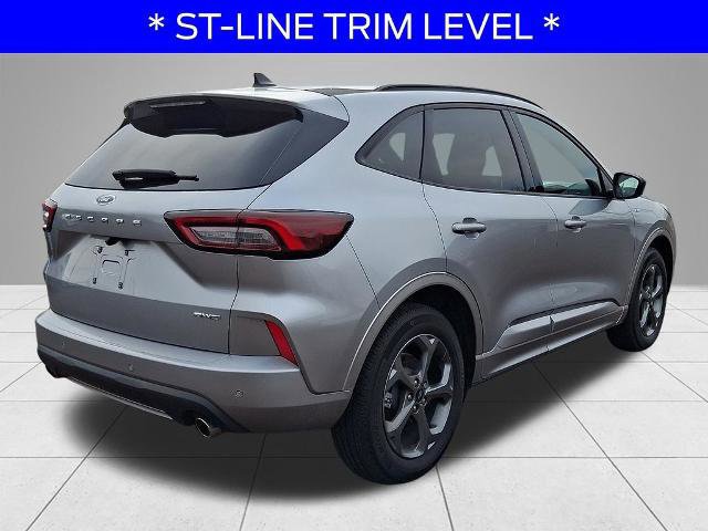 Certified 2023 Ford Escape ST-Line w/ Tech Pack #1 AWD/4WD image 5