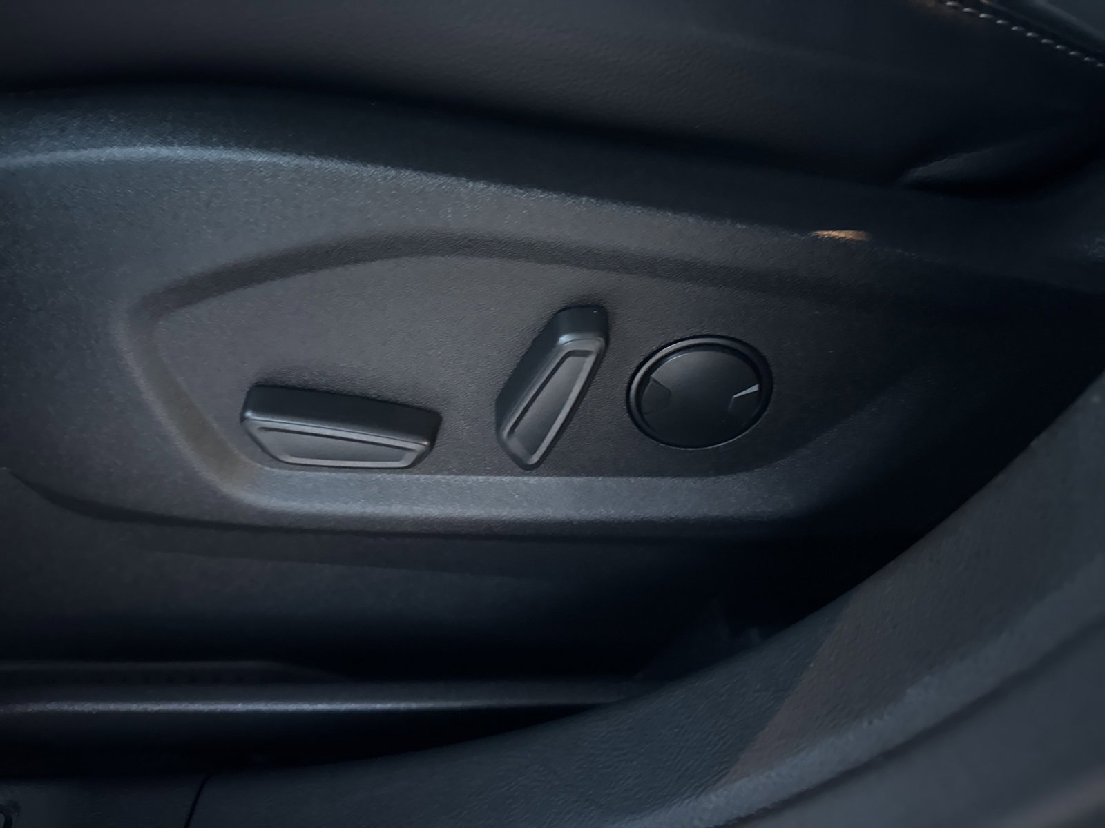 Certified 2024 Ford Edge SEL w/ Convenience Package image 23