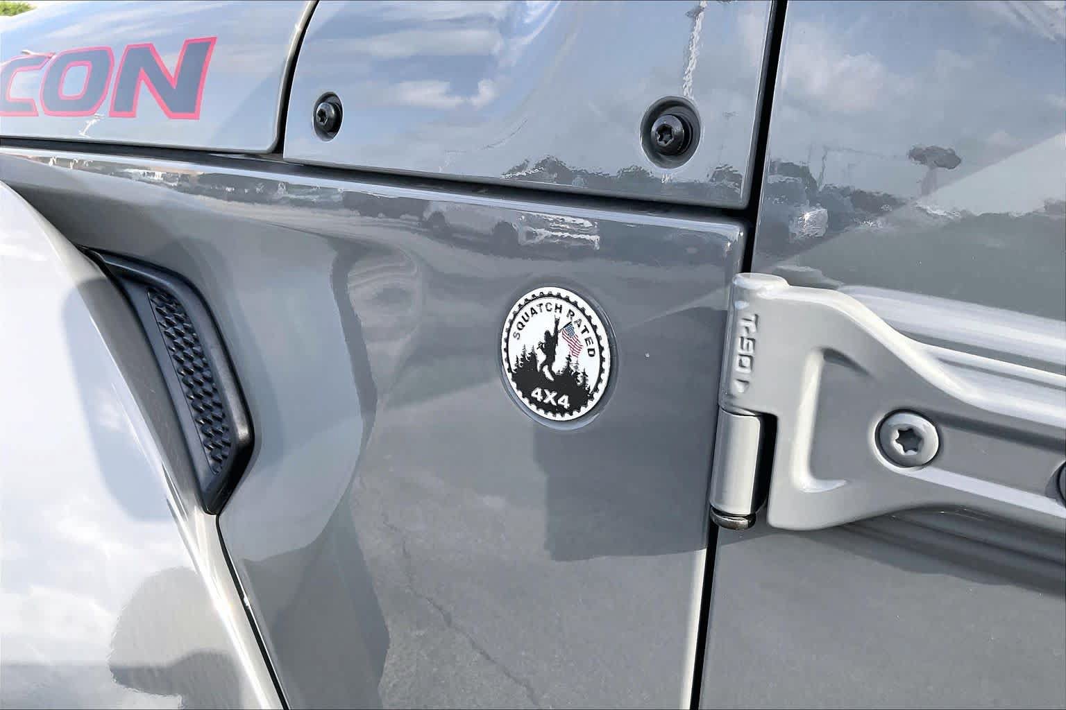 Used 2021 Jeep Wrangler Unlimited Rubicon w/ Xtreme Recon 35" Tire Package AWD/4WD image 10