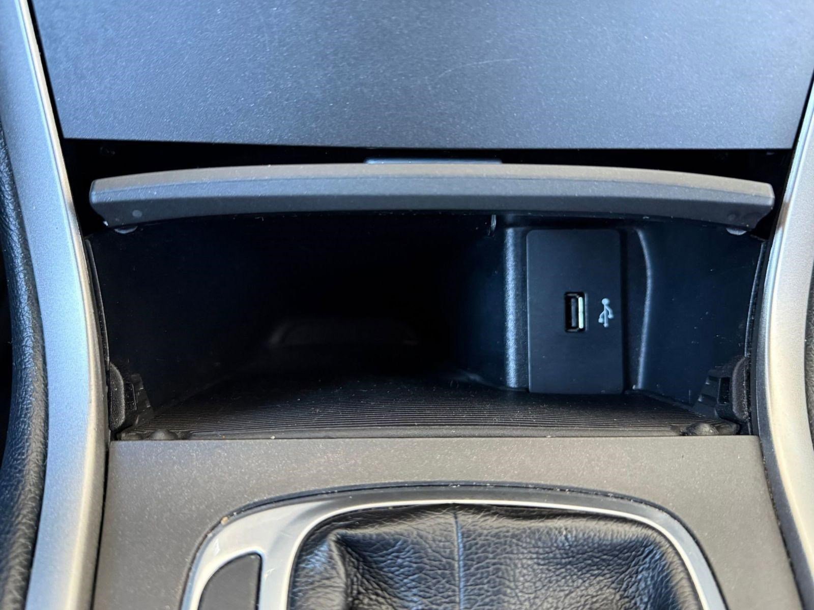 Certified 2017 Ford Edge SEL FWD image 23