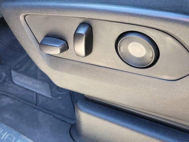 Used 2021 Chevrolet Tahoe LT w/ LT Signature Package image 22