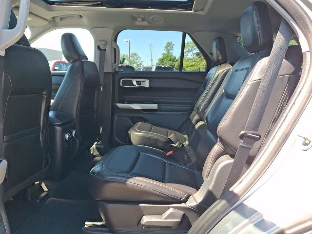 Certified 2021 Ford Explorer XLT w/ Equipment Group 202A AWD/4WD image 26