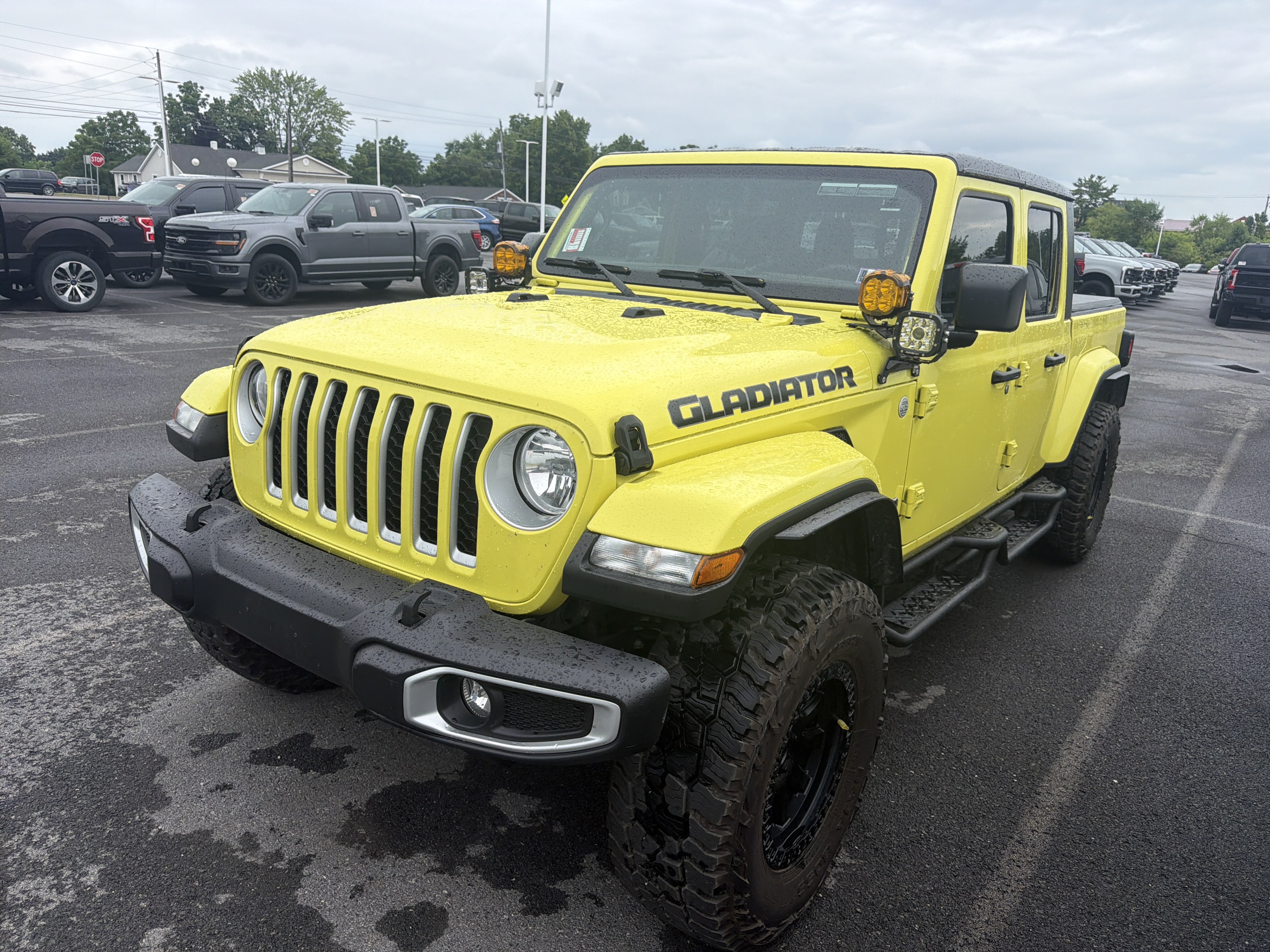Used 2023 Jeep Gladiator Overland AWD/4WD video 2