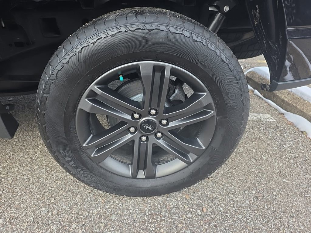 Certified 2021 Ford F150 Lariat w/ Equipment Group 502A High image 11