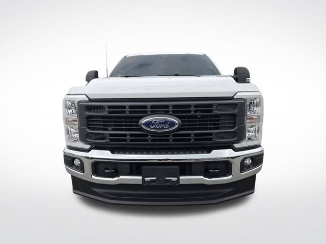 Certified 2025 Ford F350 XL w/ 360-Degree Camera Package AWD/4WD image 3