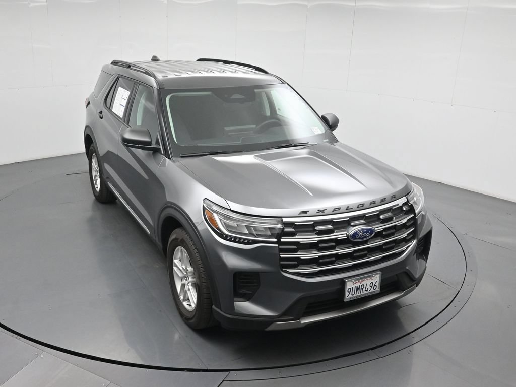 Certified 2025 Ford Explorer Active AWD/4WD image 37