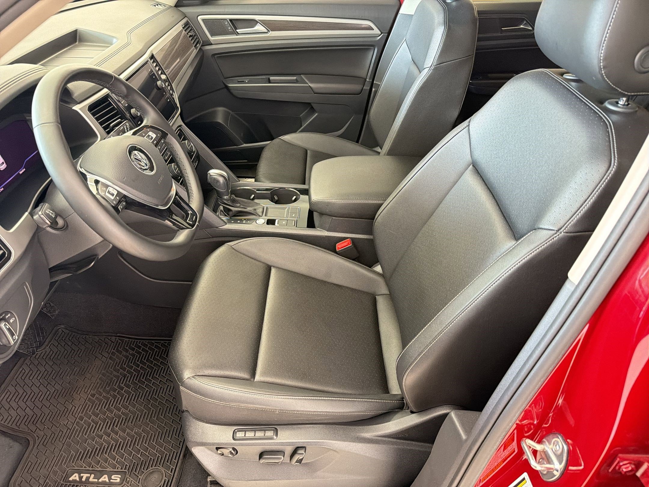 Used 2019 Volkswagen Atlas SEL FWD image 5