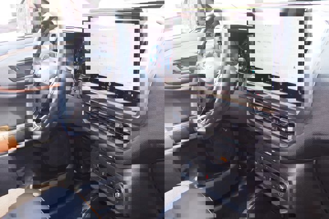 Certified 2025 Ford Bronco Sport Outer Banks w/ Outer Banks Tech Package+ image 10