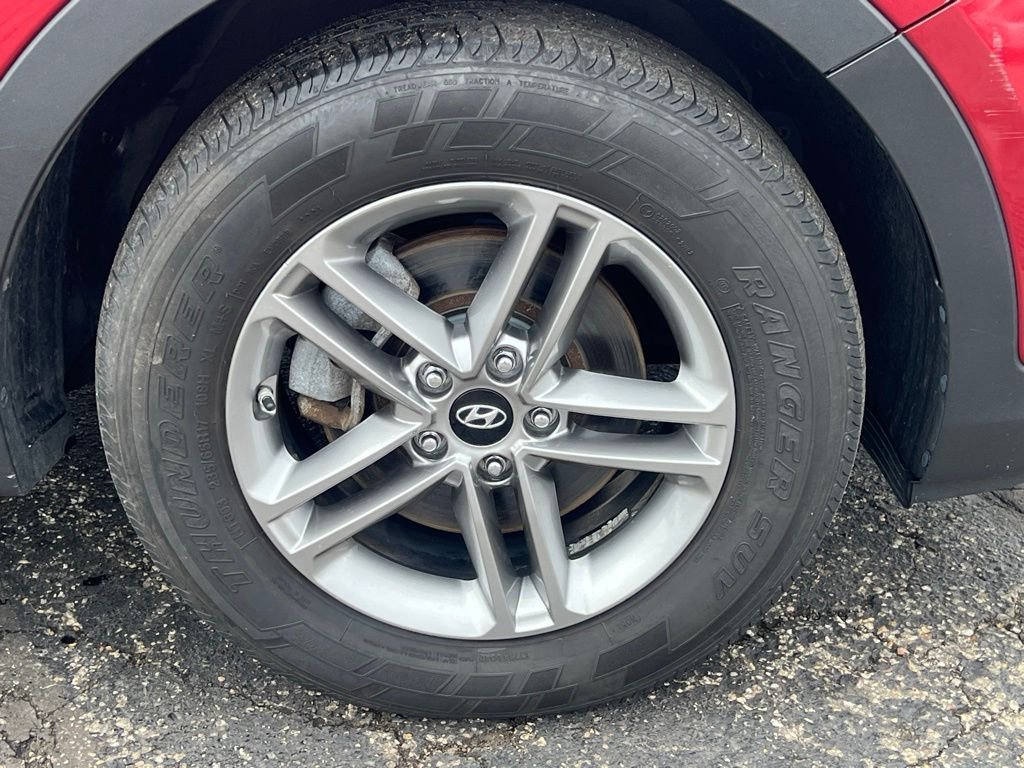 Used 2018 Hyundai Santa Fe Sport w/ 2.4L Value Package 02 AWD/4WD image 15