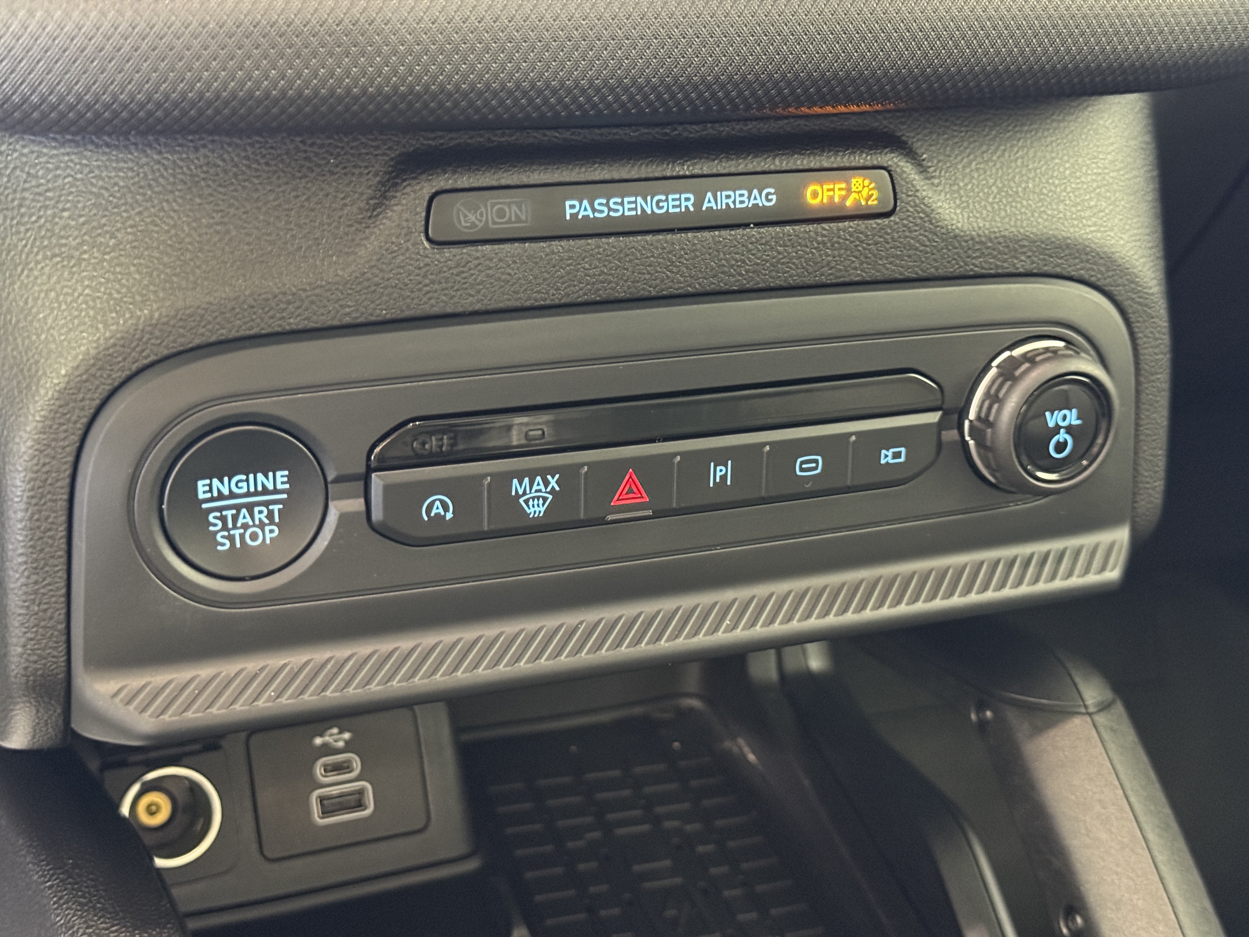 Certified 2025 Ford Bronco Sport Badlands AWD/4WD image 24