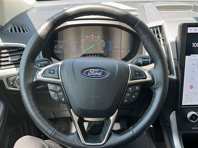 Certified 2024 Ford Edge SEL w/ Convenience Package AWD/4WD image 17
