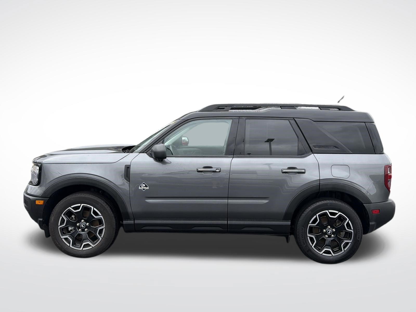 Certified 2025 Ford Bronco Sport Outer Banks w/ Outer Banks Tech Package+ AWD/4WD image 24