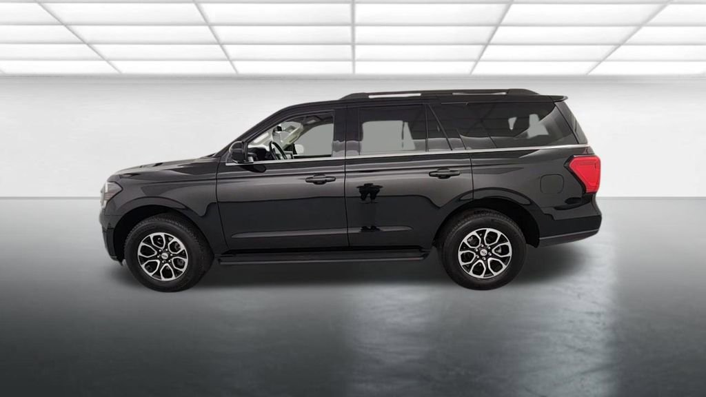Certified 2024 Ford Expedition XLT AWD/4WD image 6