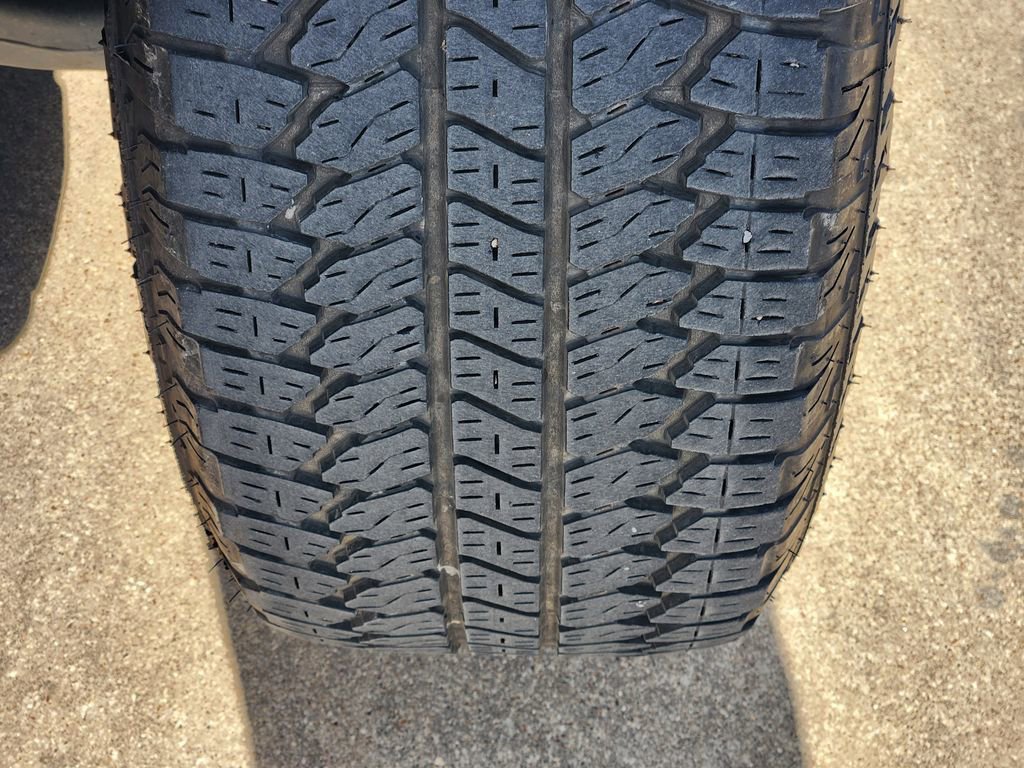 Used 2024 GMC Sierra 1500 SLT image 11