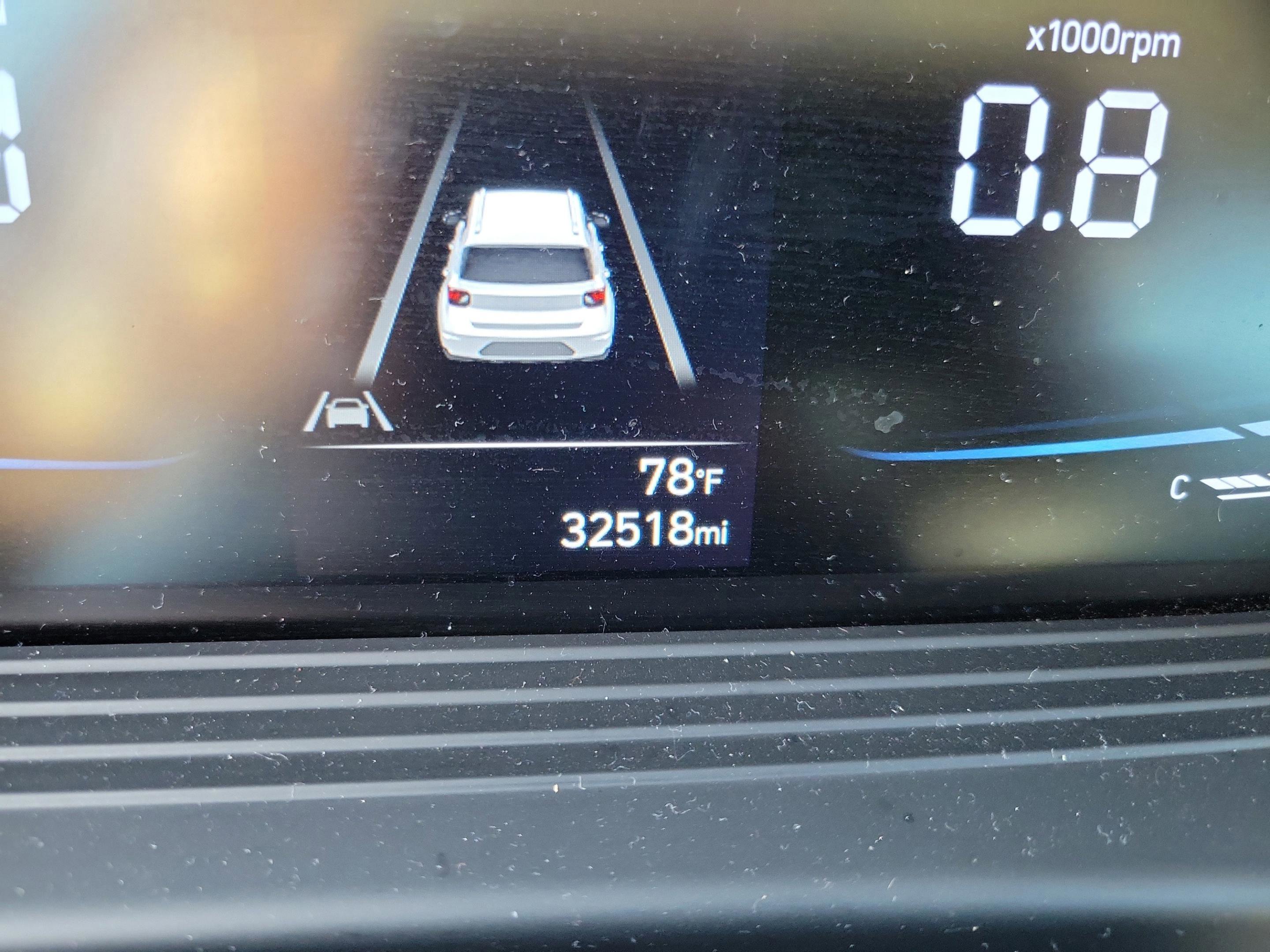 Used 2023 Hyundai Venue Limited image 6