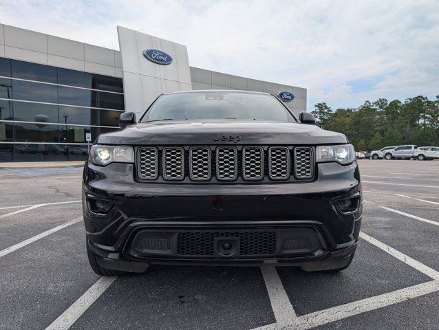 Used 2020 Jeep Grand Cherokee Altitude RWD image 7