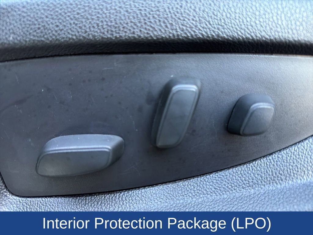 Used 2017 GMC Yukon XL Denali w/ Open Road Package image 23