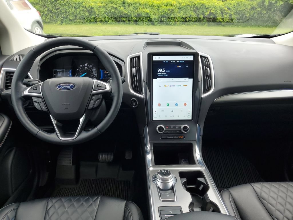 Certified 2023 Ford Edge Titanium w/ Class II Trailer Tow Package AWD/4WD image 18