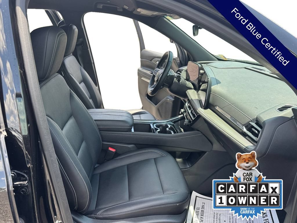 Used 2025 Chevrolet Traverse LT FWD image 20