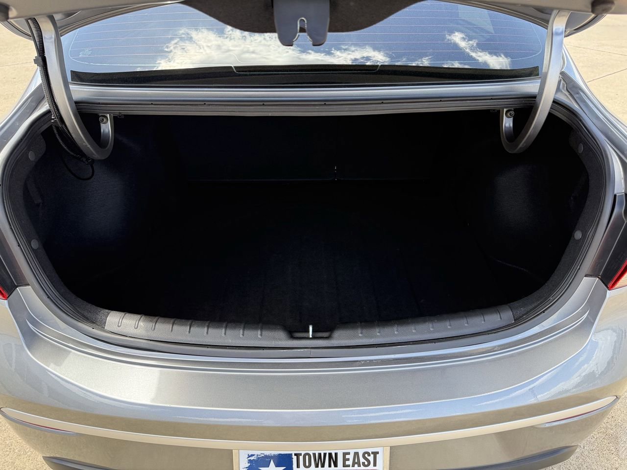 Used 2023 Kia Rio S FWD image 28