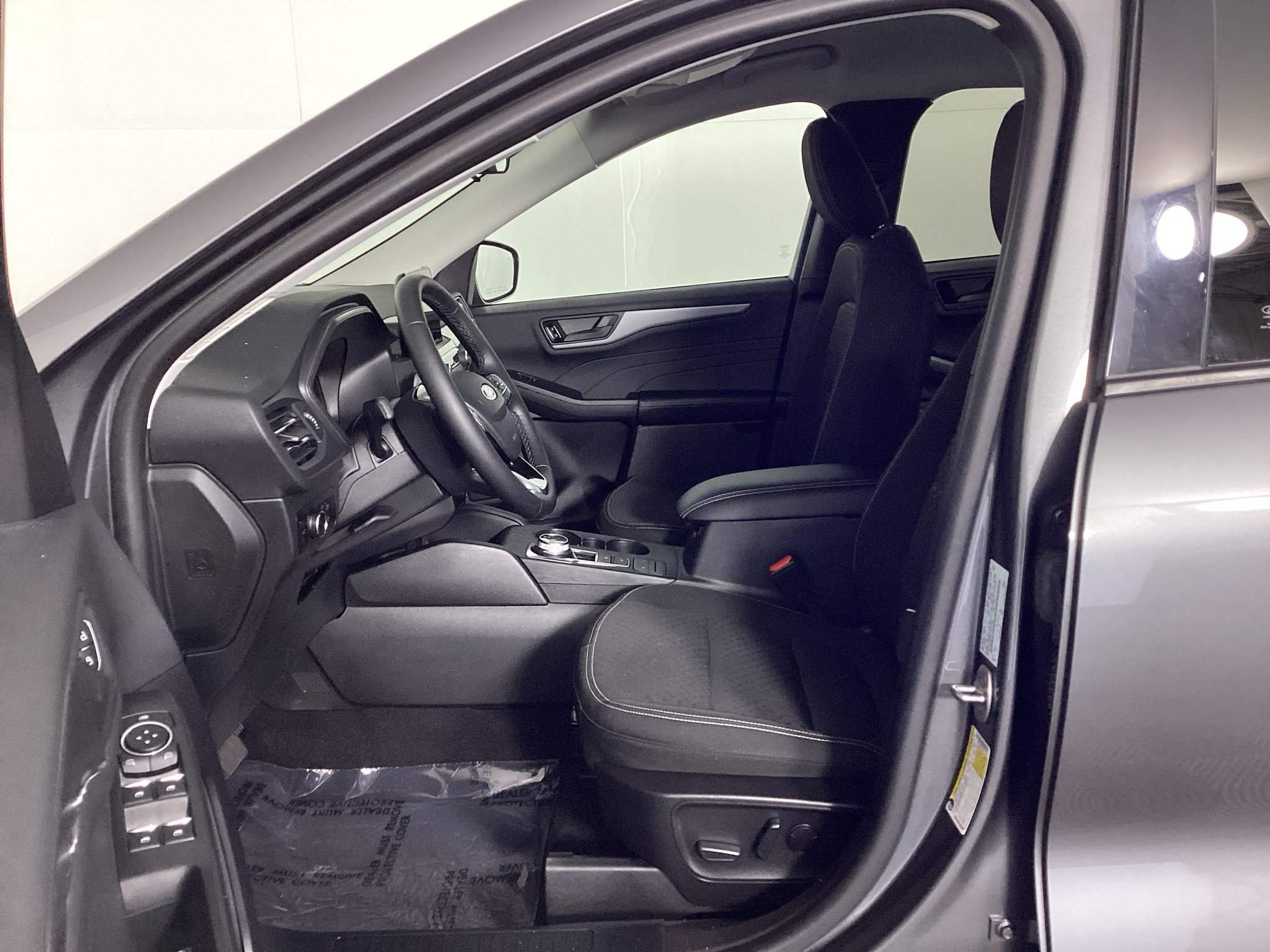 Certified 2023 Ford Escape Active AWD/4WD image 16