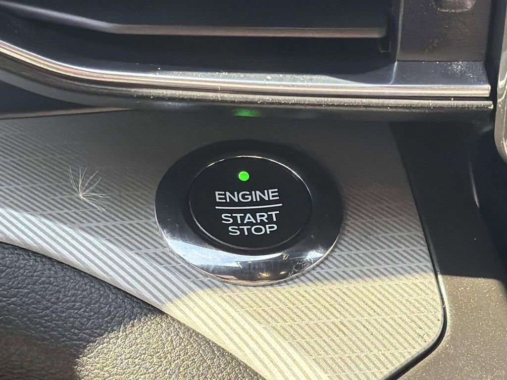 Certified 2020 Ford Explorer XLT w/ Equipment Group 202A image 16