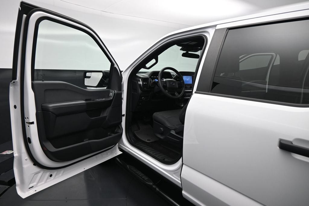 Certified 2021 Ford F150 XL w/ STX Appearance Package RWD image 9