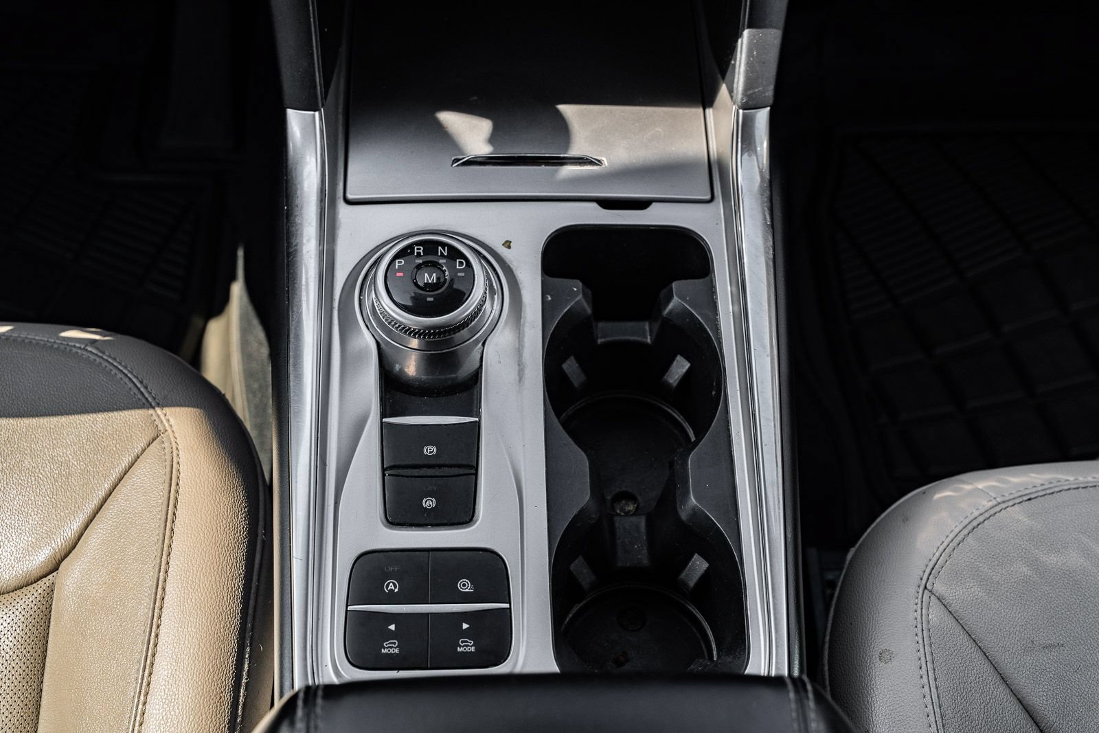 Certified 2020 Ford Explorer Limited RWD image 29