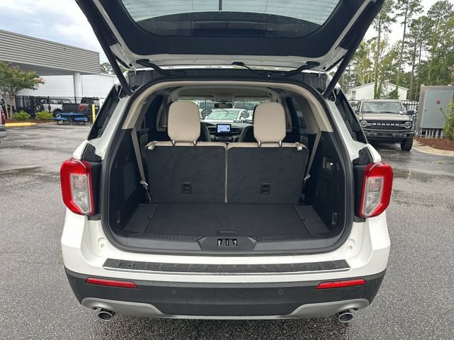 Certified 2022 Ford Explorer Limited w/ Equipment Group 301A RWD image 25