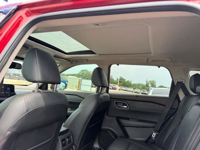 Used 2021 Nissan Rogue SL w/ Premium Package AWD/4WD image 11