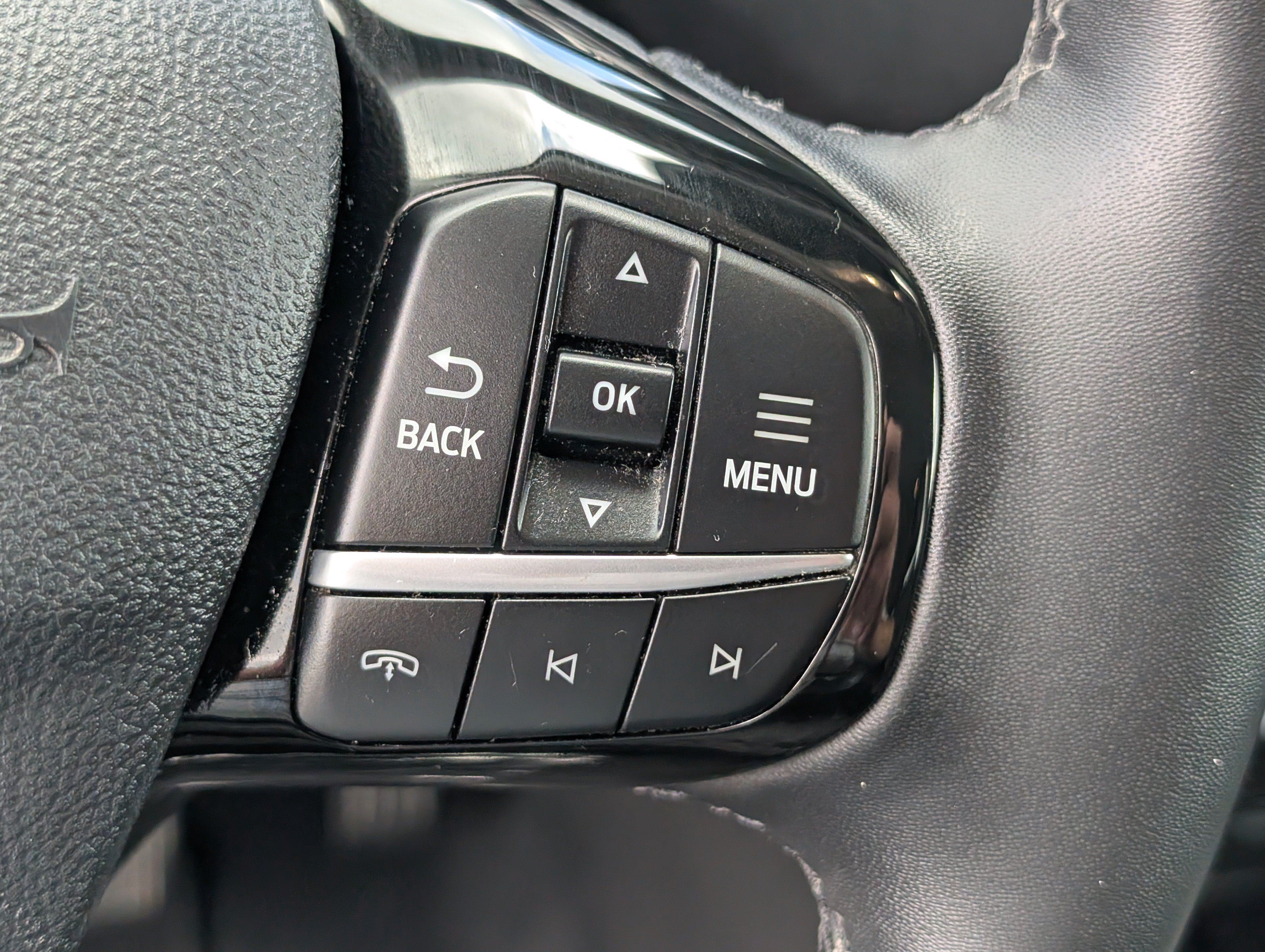 Certified 2023 Ford Escape SE FWD image 20