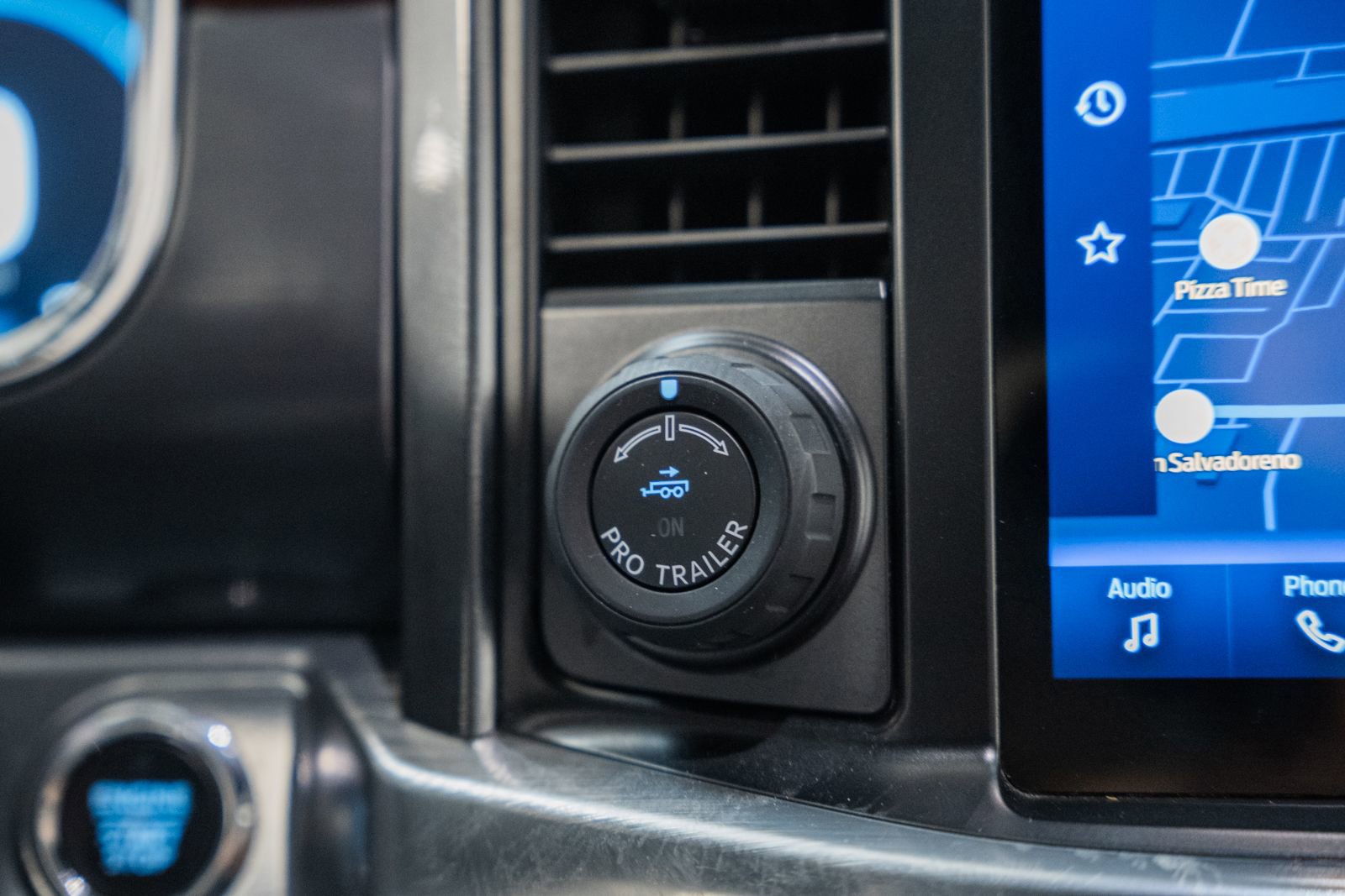 Certified 2021 Ford F150 Lariat w/ Equipment Group 502A High image 30