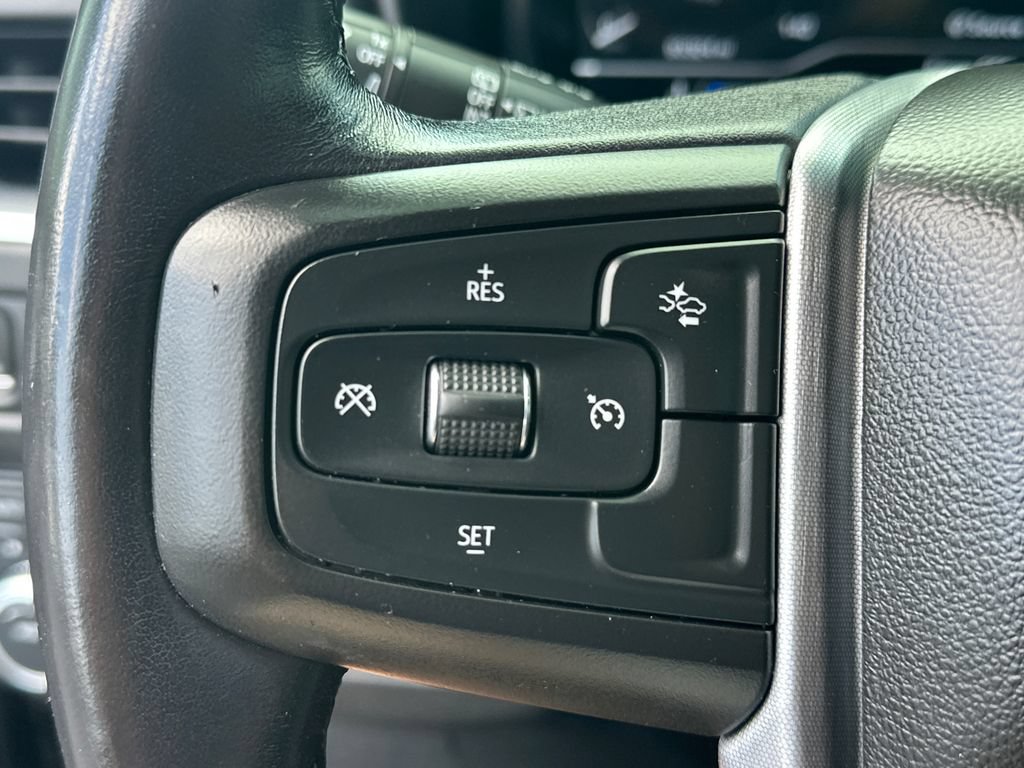 Used 2023 GMC Yukon SLT AWD/4WD image 26