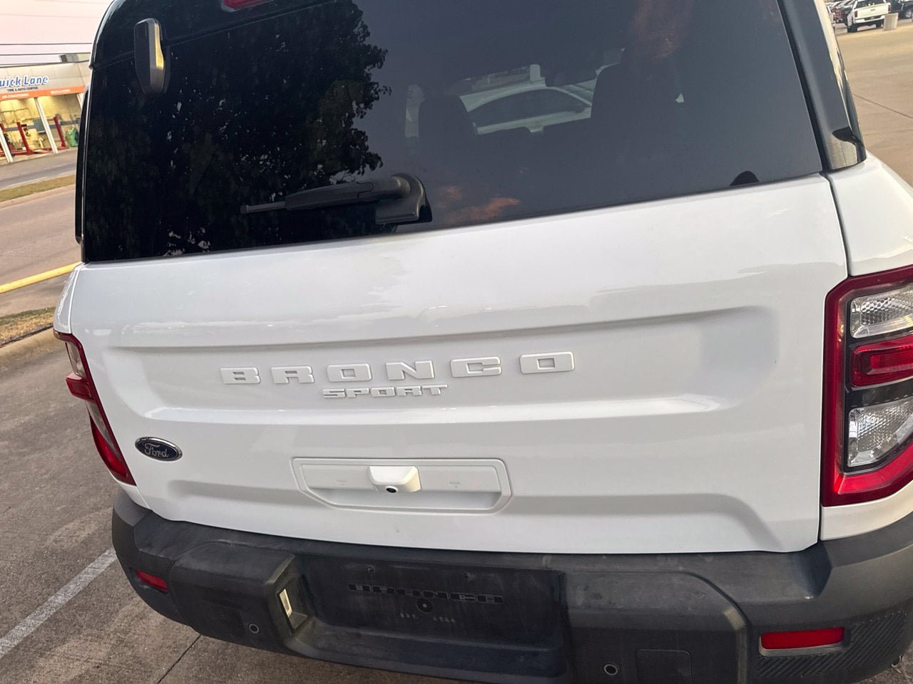 Certified 2025 Ford Bronco Sport Outer Banks AWD/4WD image 5