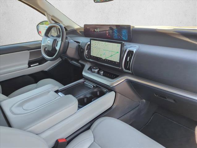 Certified 2025 Ford Expedition Max Platinum AWD/4WD image 23