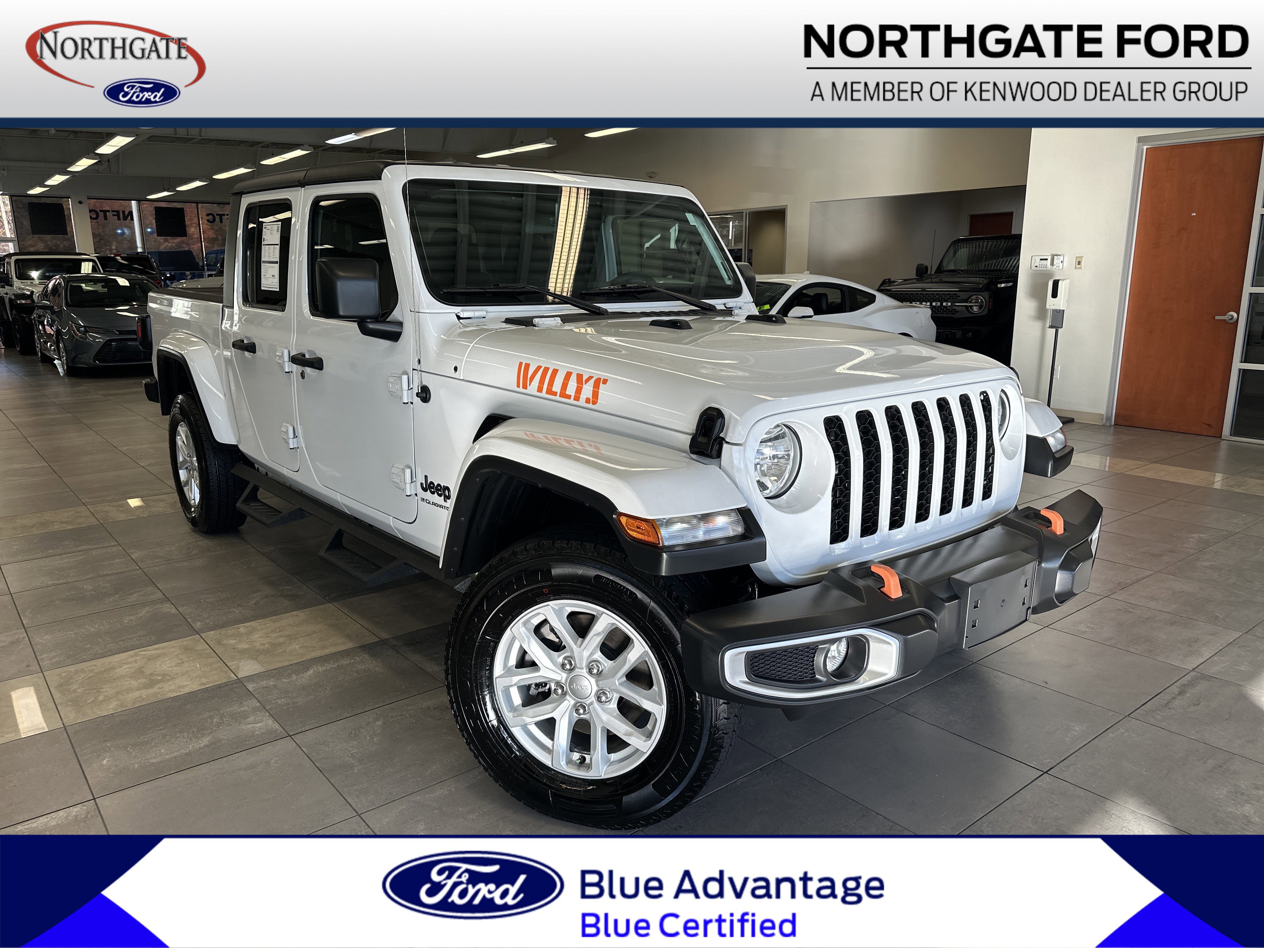 Used 2023 Jeep Gladiator Sport image 7