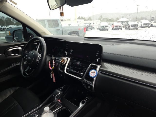 Used 2022 Kia Sorento S w/ Panoramic Sunroof Package image 15