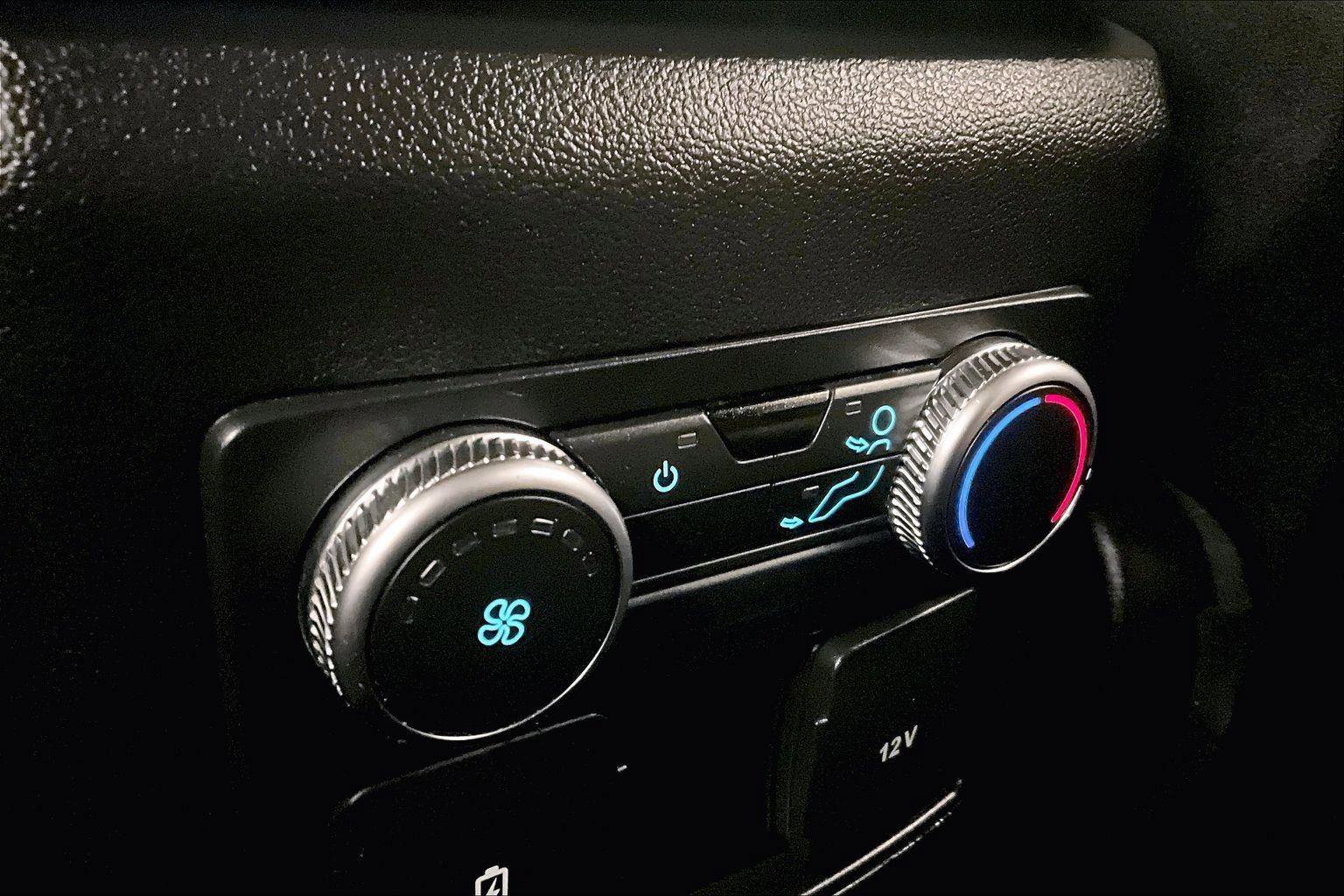 Certified 2020 Ford Explorer XLT w/ Class III Trailer Tow Package image 33