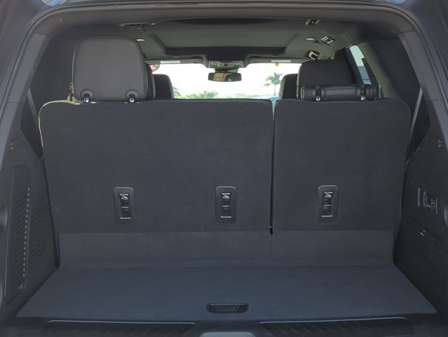 Used 2023 Chevrolet Tahoe LT w/ LT Signature Package image 6