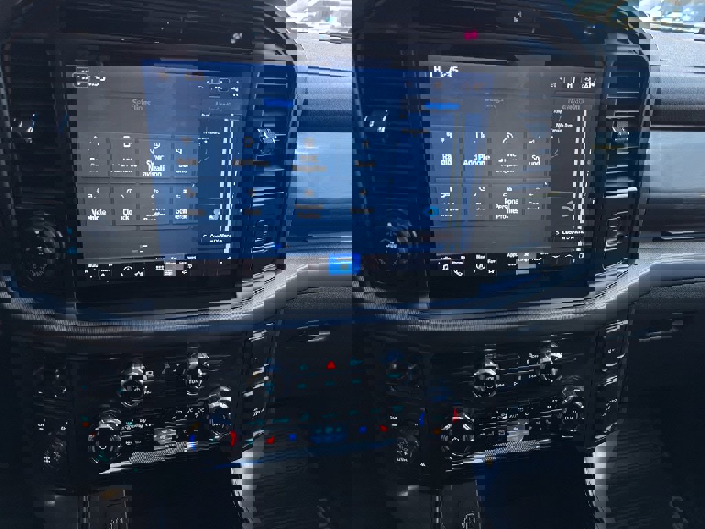 Certified 2025 Ford F150 Lariat image 29