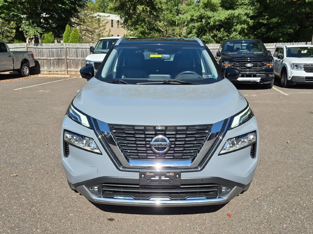 Used 2021 Nissan Rogue Platinum AWD/4WD image 4