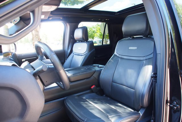 Certified 2025 Ford Expedition Platinum w/ Stealth Performance Package AWD/4WD image 21