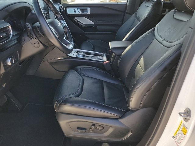 Certified 2022 Ford Explorer ST w/ Equipment Group 401A image 5