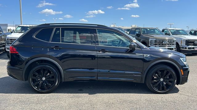 Used 2020 Volkswagen Tiguan SE R-Line AWD/4WD image 2