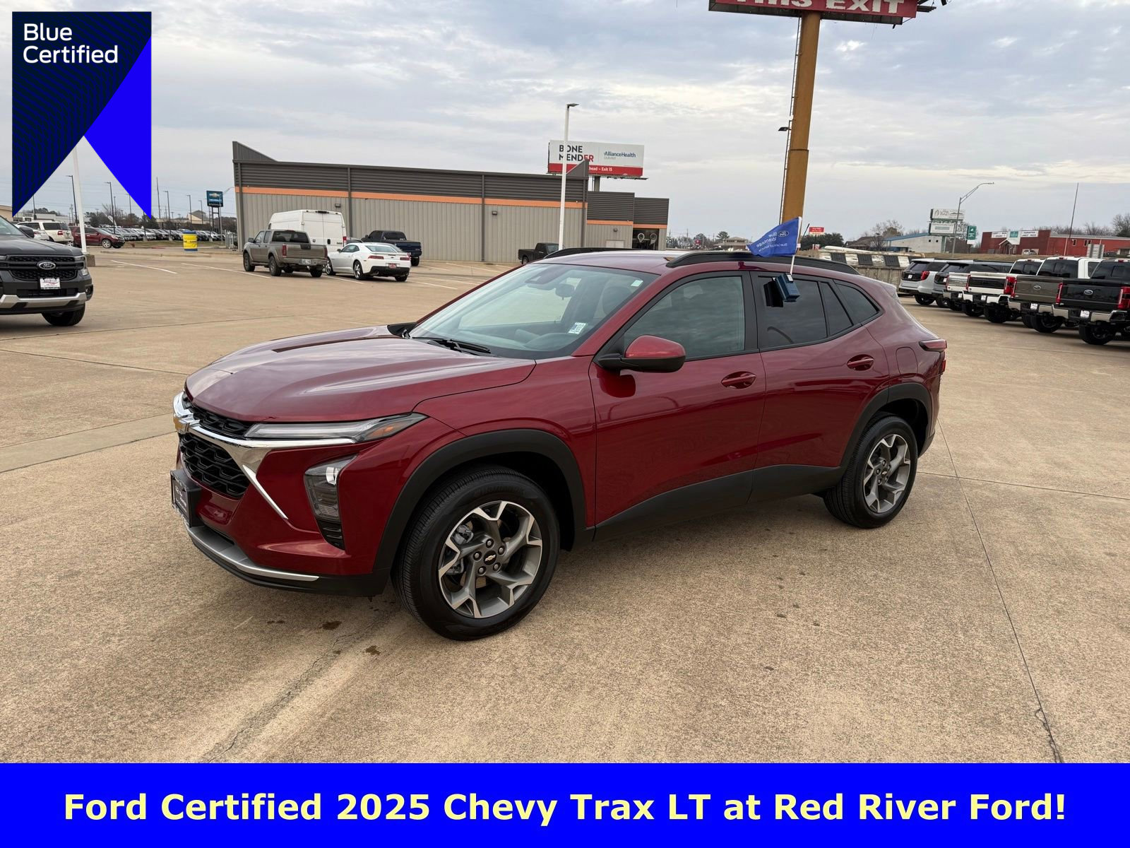 Used 2025 Chevrolet Trax LT