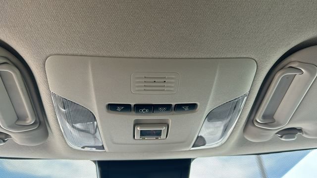 Used 2022 Toyota Corolla LE FWD image 23