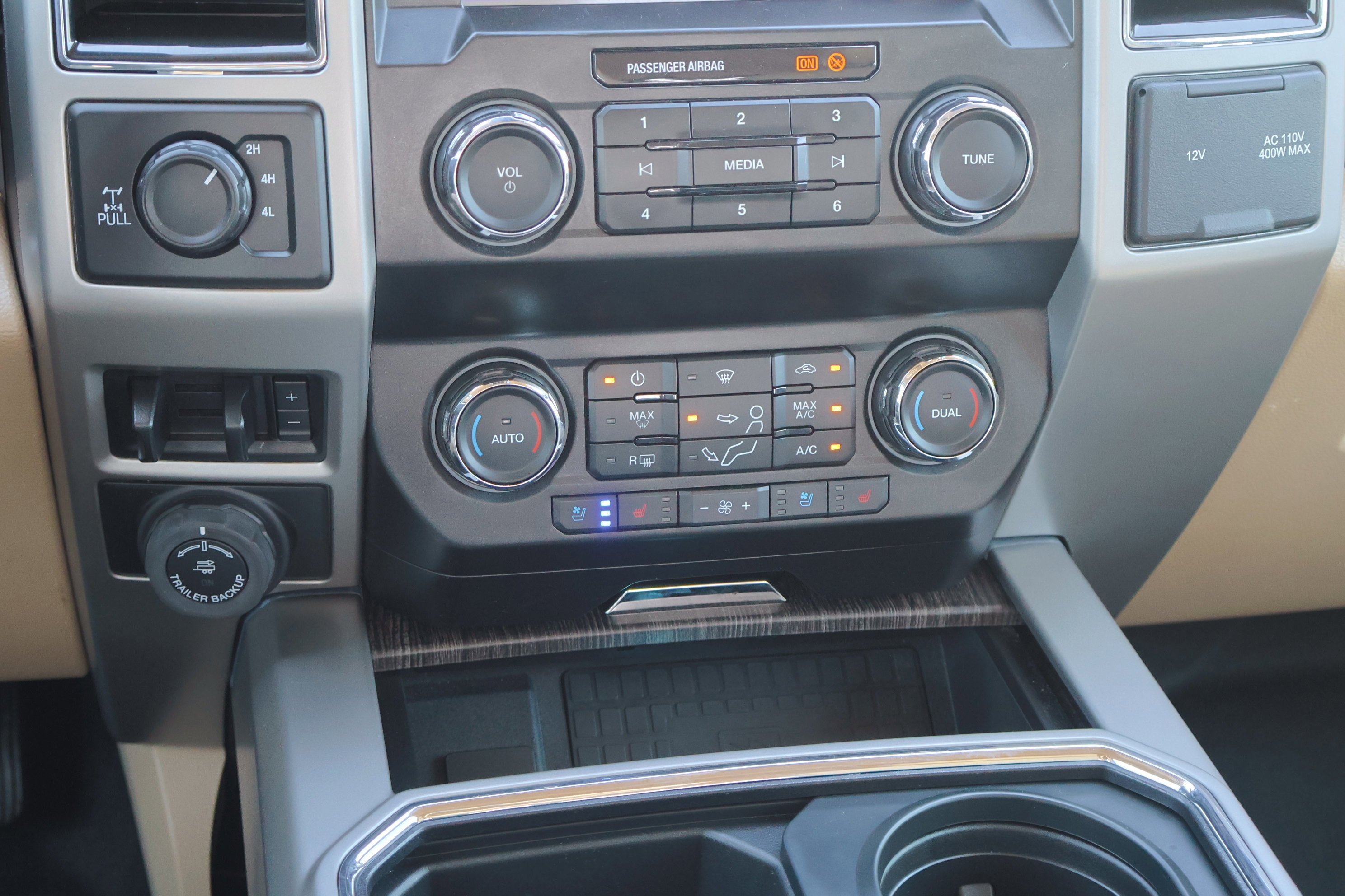 Certified 2020 Ford F350 Lariat w/ Lariat Ultimate Package image 26