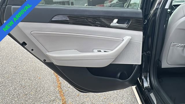 Used 2017 Hyundai Sonata Limited w/ Tech Package 03 FWD image 20