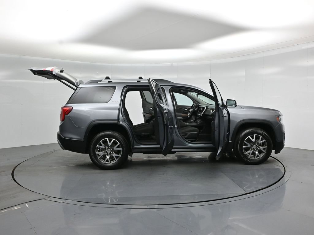 Used 2021 GMC Acadia SLE w/ Driver Convenience Package image 5